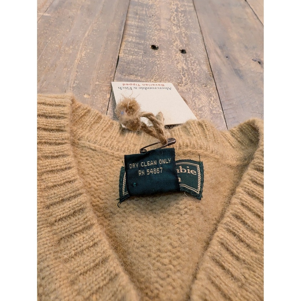 VTG Abercrombie & Fitch Bavarian V Neck Sweater Womens M Shetland Wool Knit NWT - Picture 6 of 8